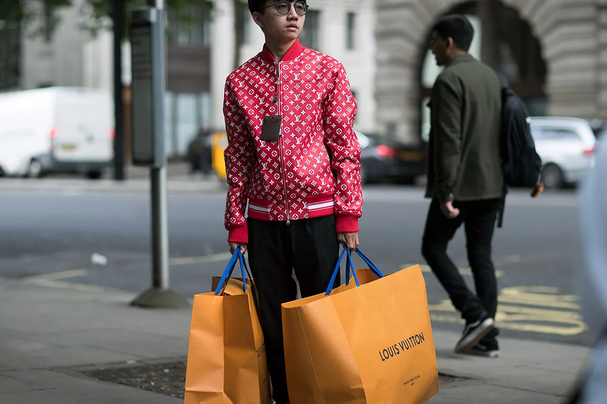 louis vuitton x supreme - london - elle man 4