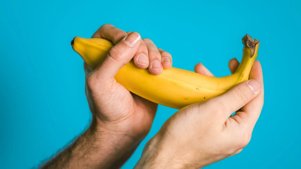 Vệ sinh vùng kín: Bạn đã chăm sóc “cậu bé” của mình đúng cách?