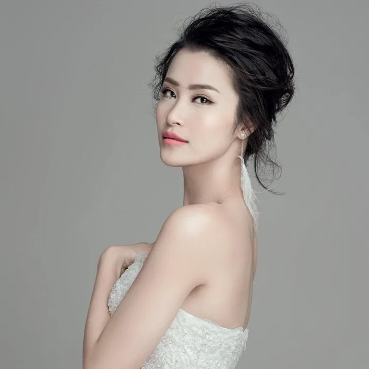 ESA2017 - Female Singer - Dong Nhi - elle vietnam