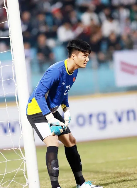 doi tuyen u23 viet nam - elle man nguyen van hoang thu mon
