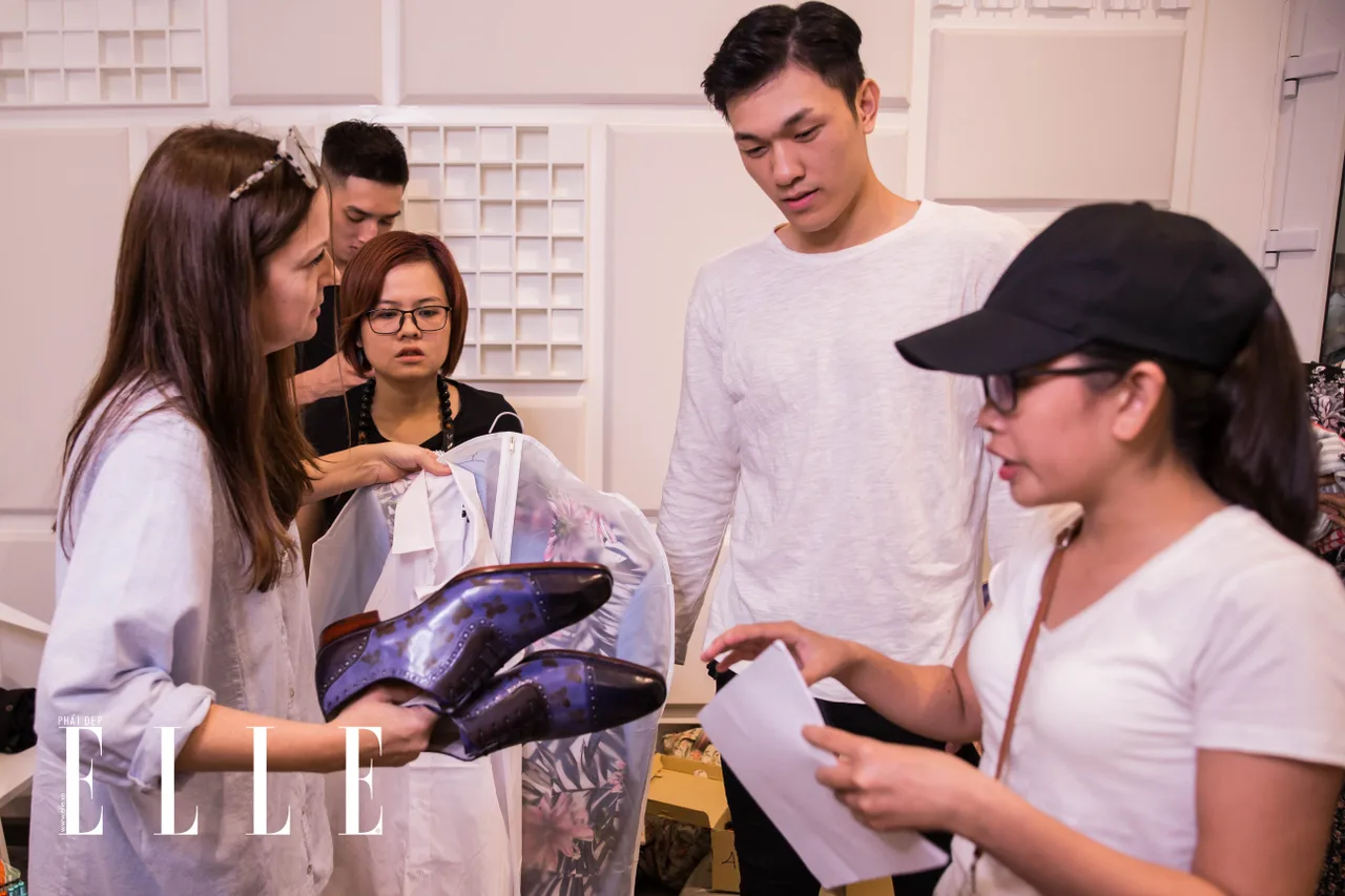 elle fashion journey 2018 - fitting - elle man 28