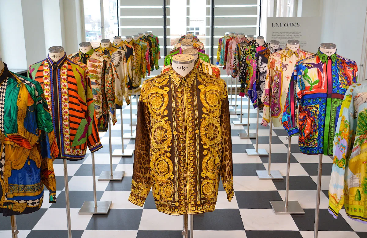 thuong hieu versace 2 elle man