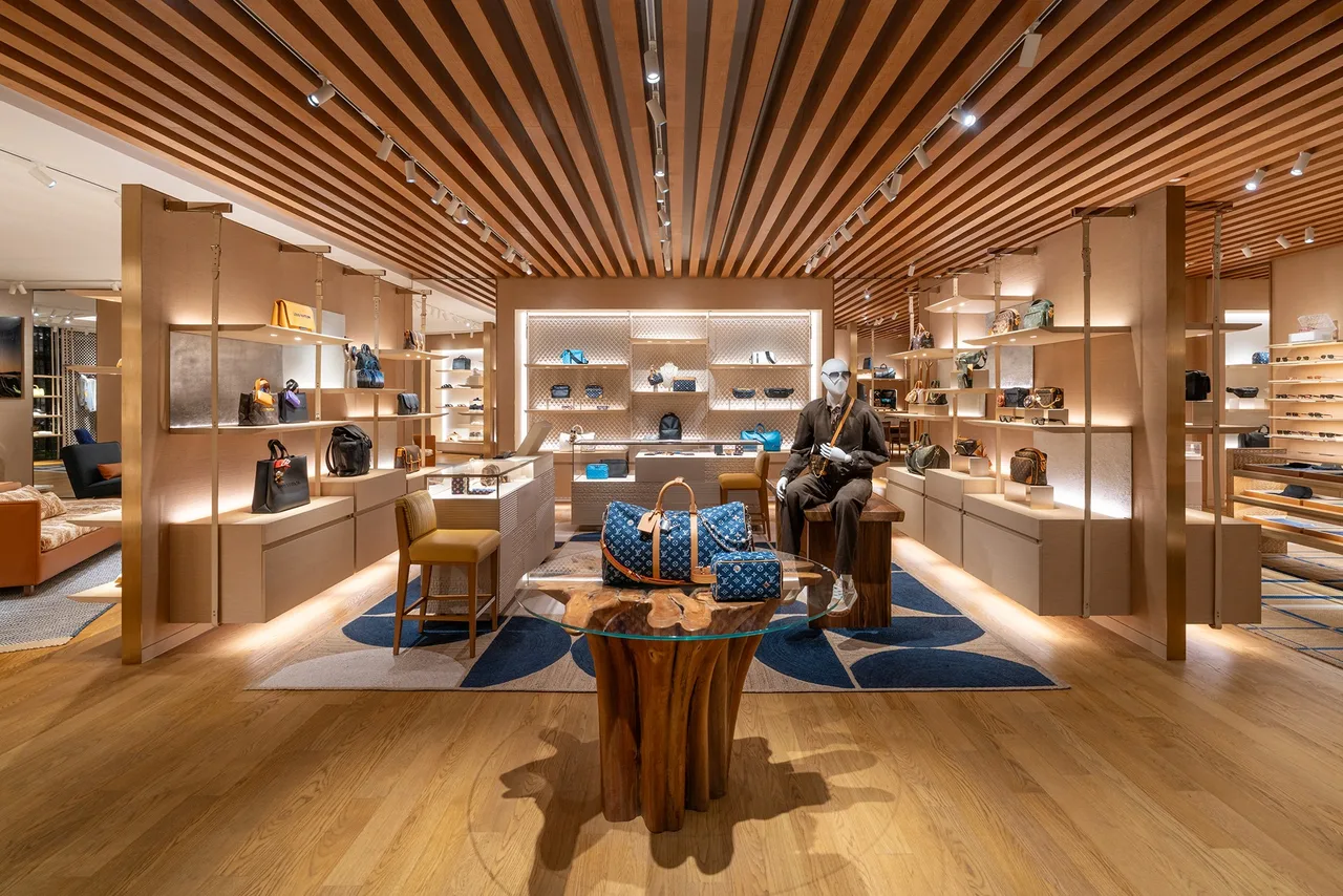 louis vuitton