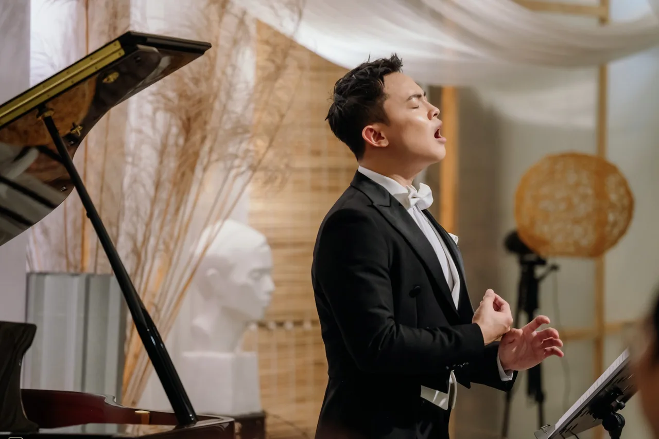 Tenor Thế Huy