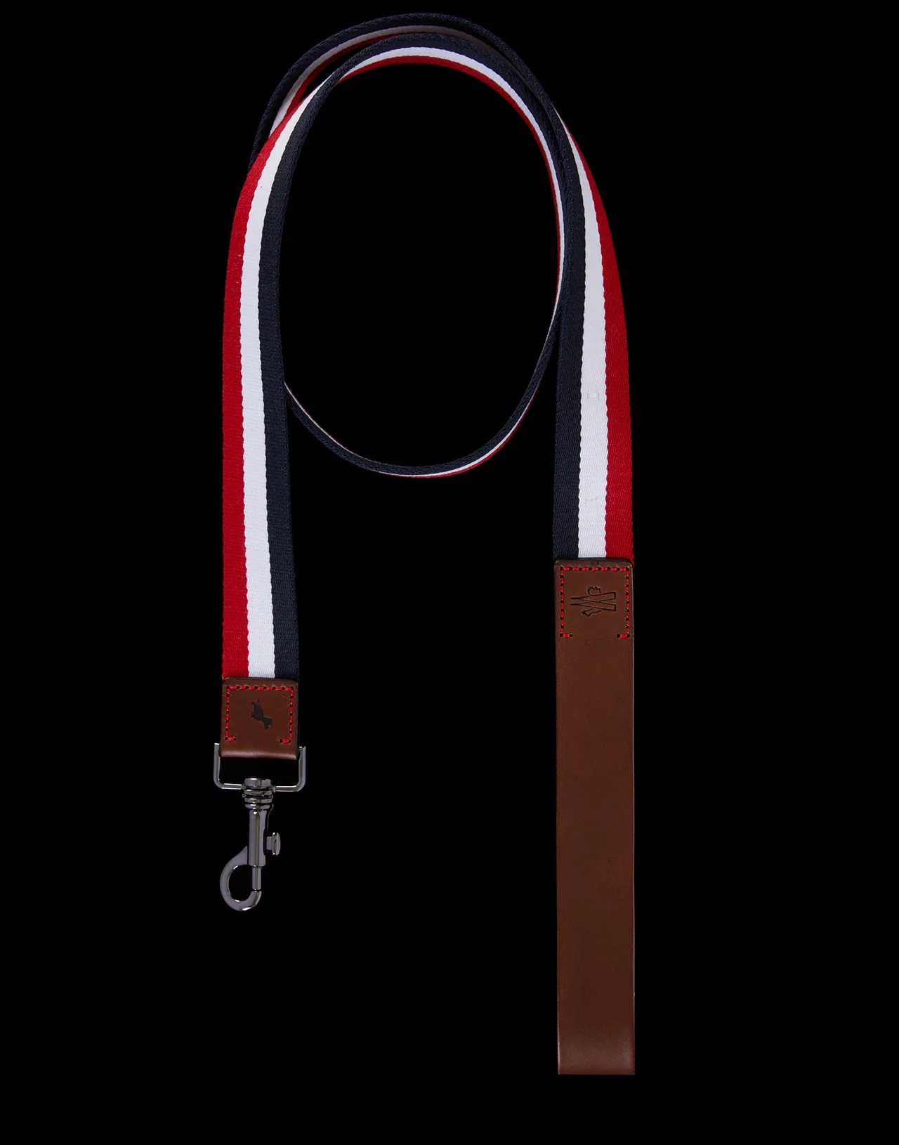 thuong hieu moncler mondog - elle man - 6