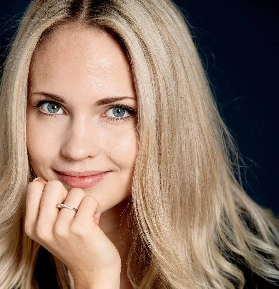 my nhan - Emilie Voe Nereng