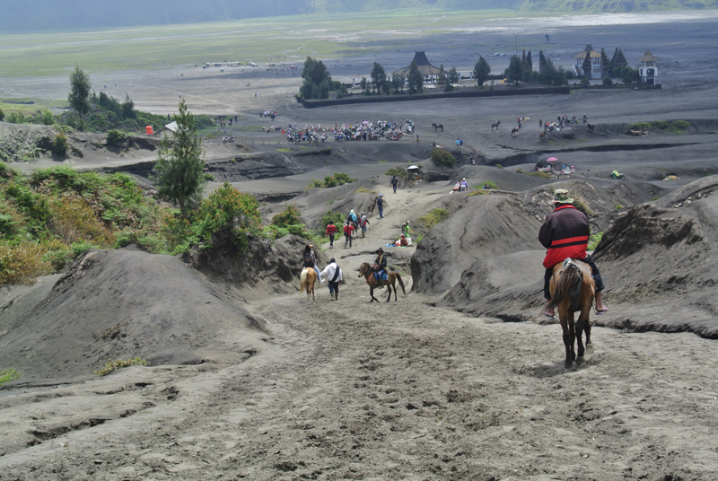 du lịch châu Á - Indonesia Bromo 5 - elle man