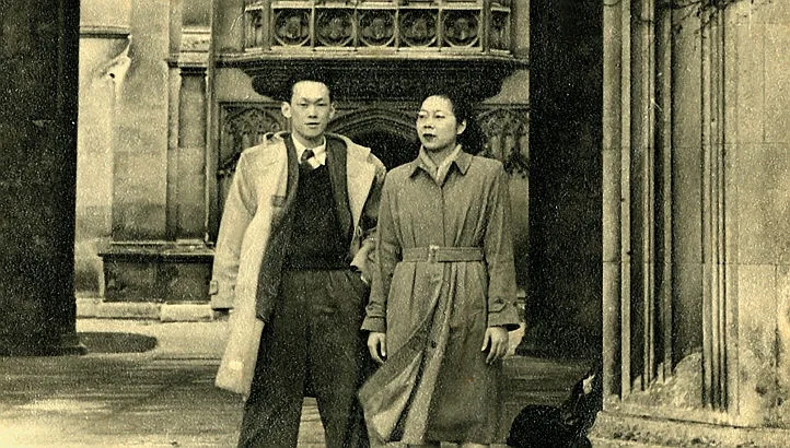 Lý Quang Diệu - Người cưỡi trên những ngọn sóng đời