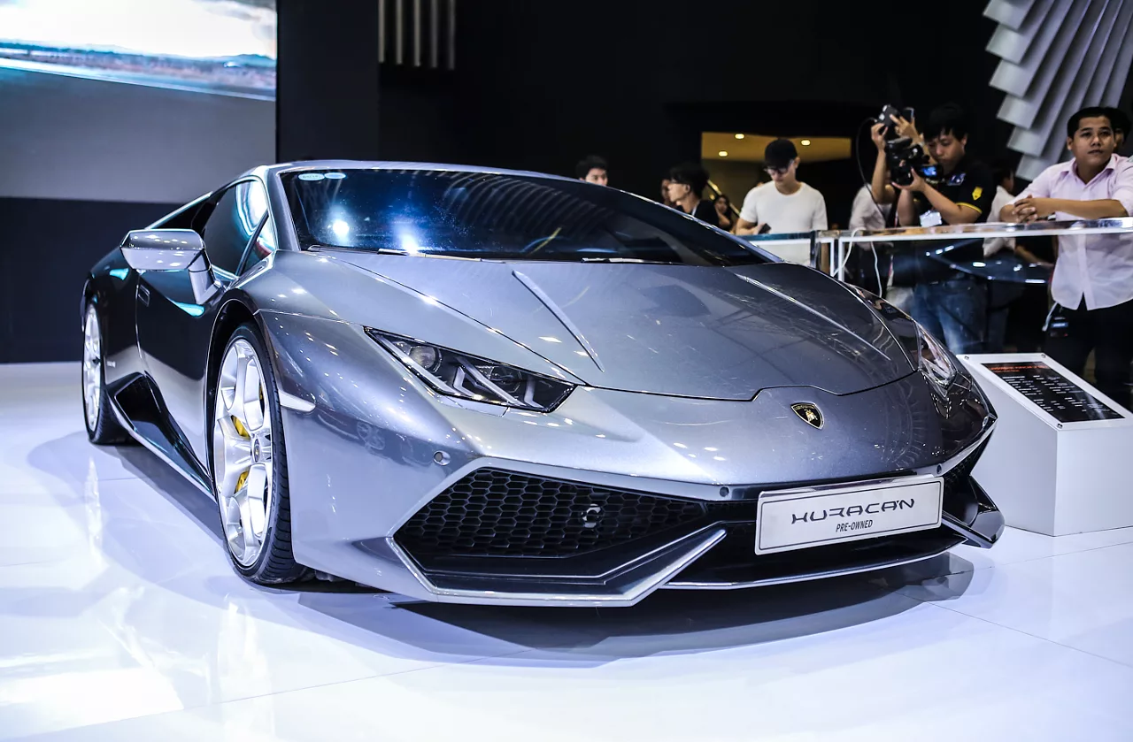 Lamborghini Huracan.