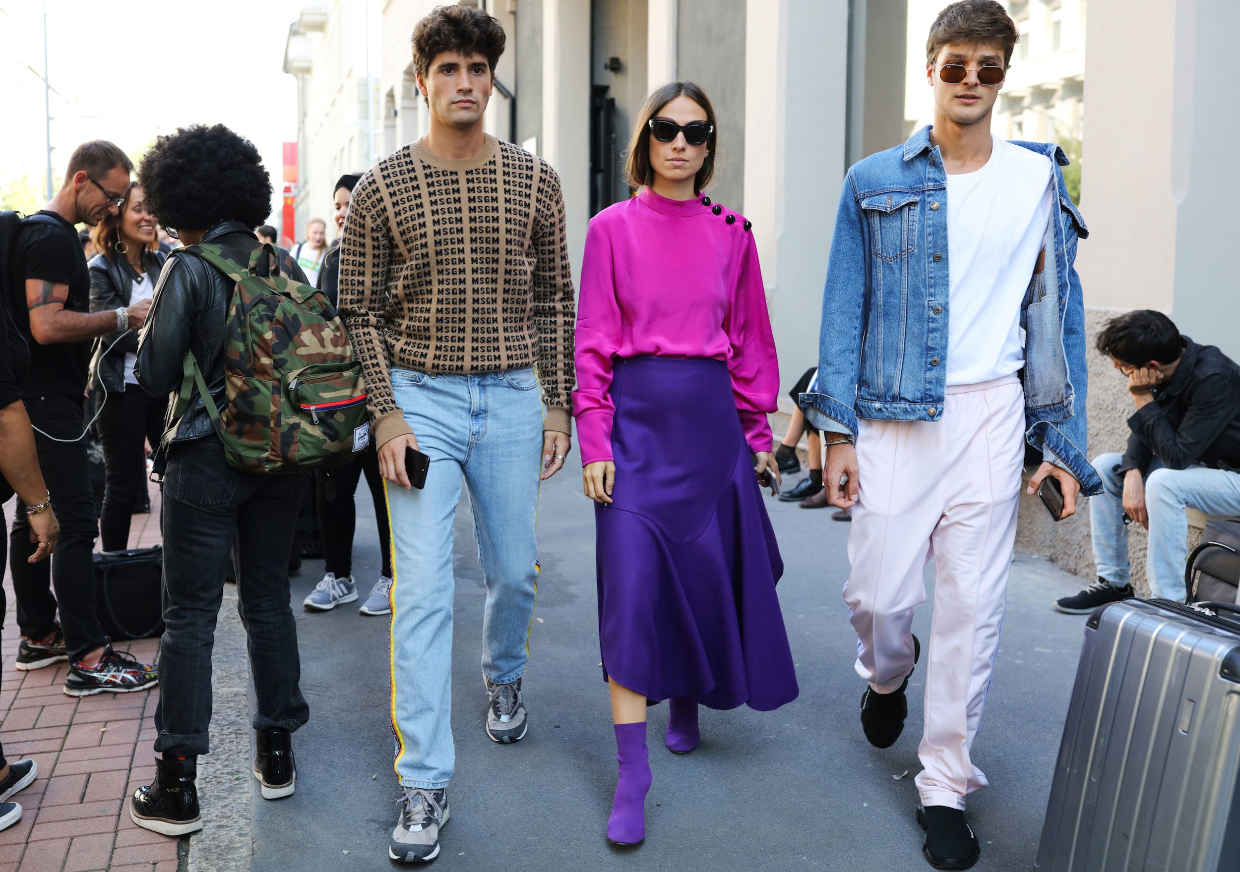 Street style Paris tại tuần lễ thời trang Xuân-Hè 201718 elleman1