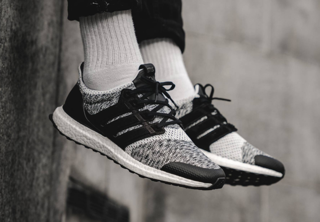 giay the thao adidas 2017 - Sneakersnstuff x Social Status x adidas Consortium Ultra Boost - elle man 1