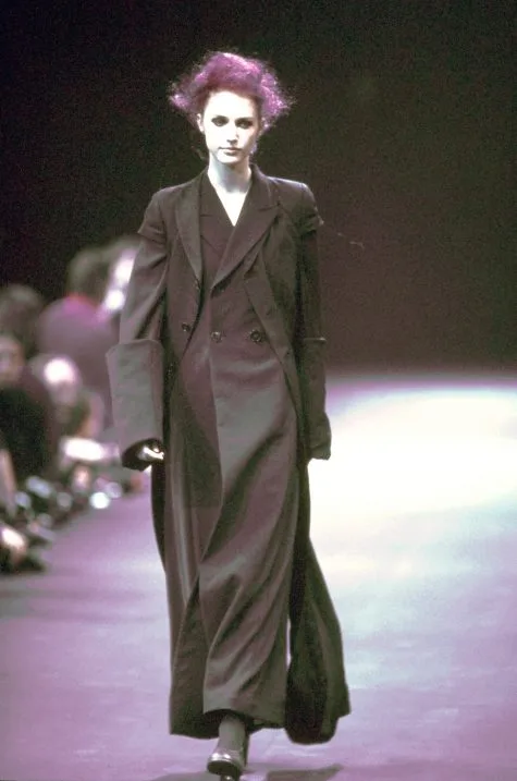 logo thuong hieu elle man 6