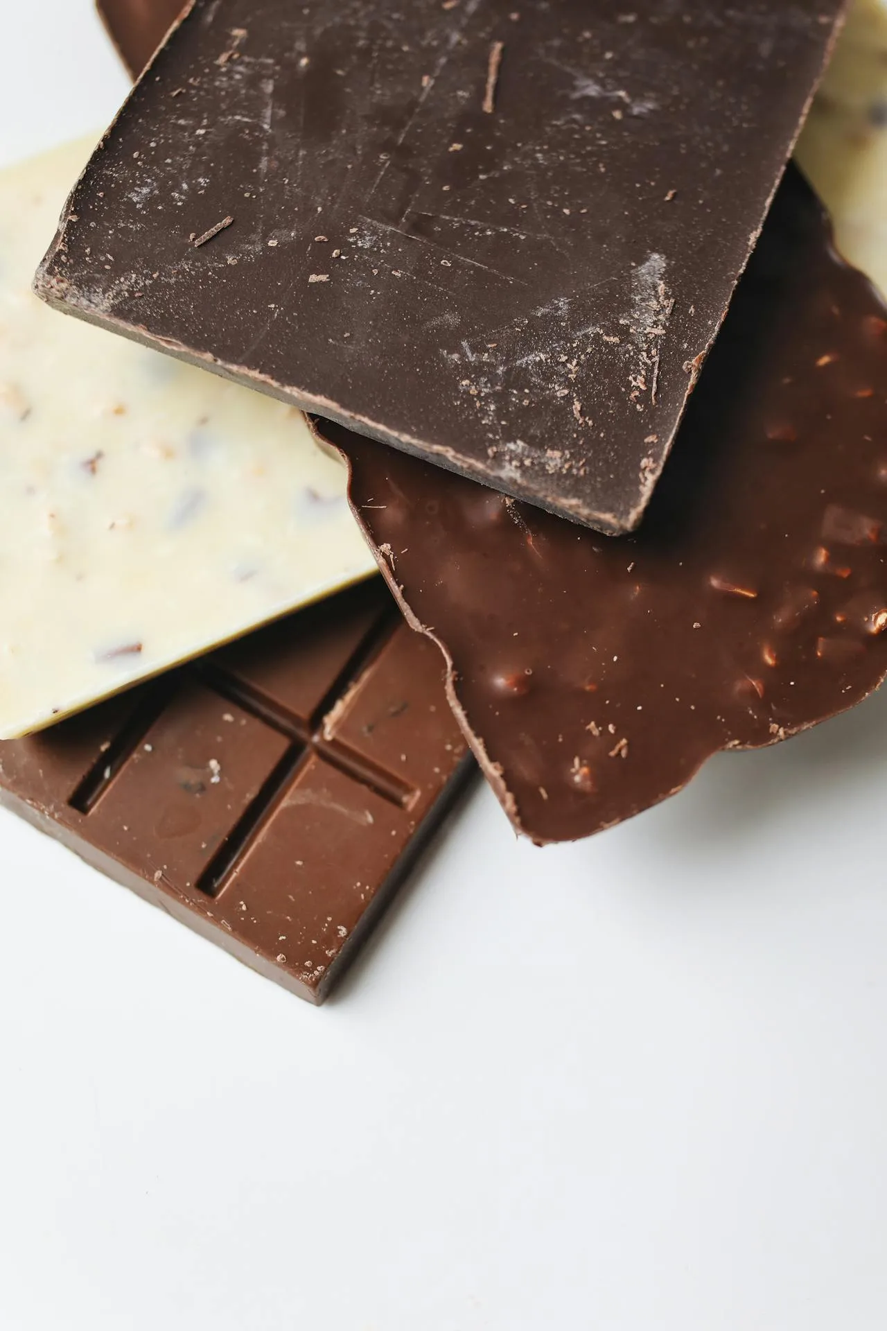 Chocolate kích thích cơ thể sản sinh hormone hạnh phúc