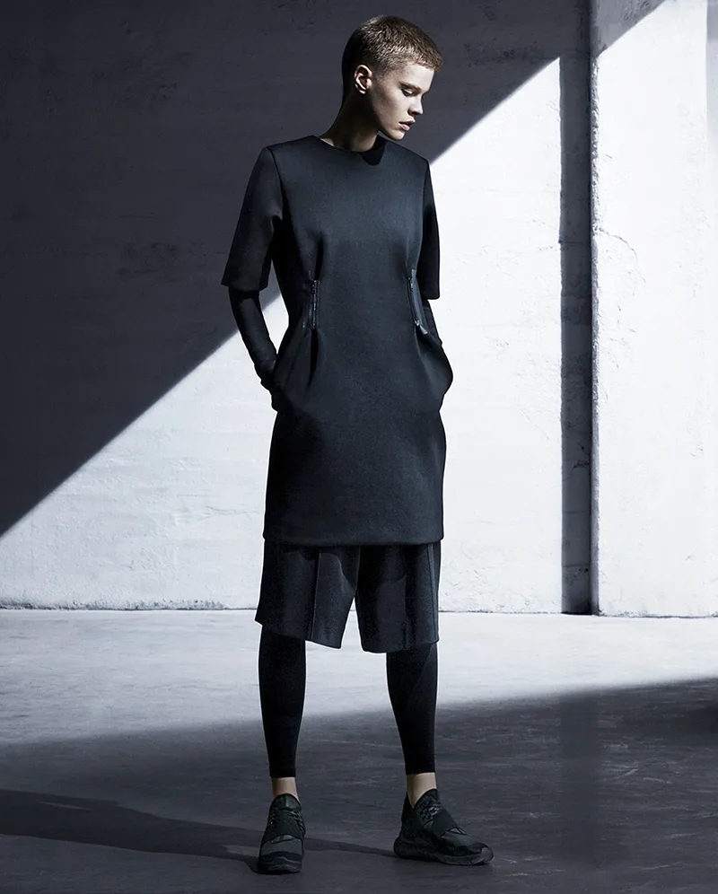 NTK Yohji Yamamoto: Xấu xí, bẩn thỉu đôi khi lại rất đẹp