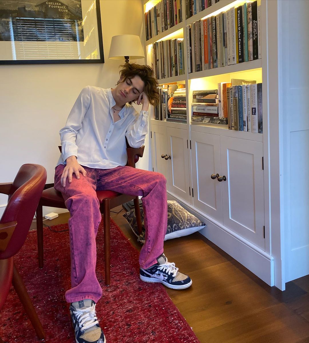 timothee chalamet 160320-sao nam mac dep-elleman-0320