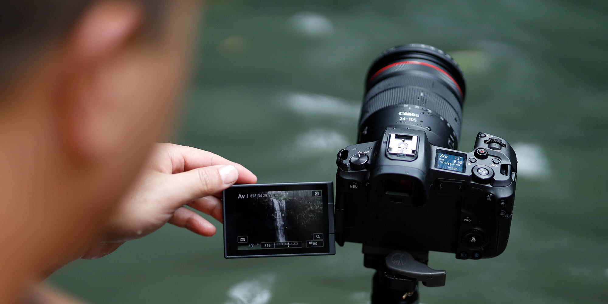 elle man máy ảnh mirrorless 20