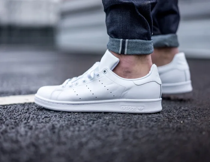 5 kieu giay the thao - all-white - adidas Stan Smith 1 - elle man