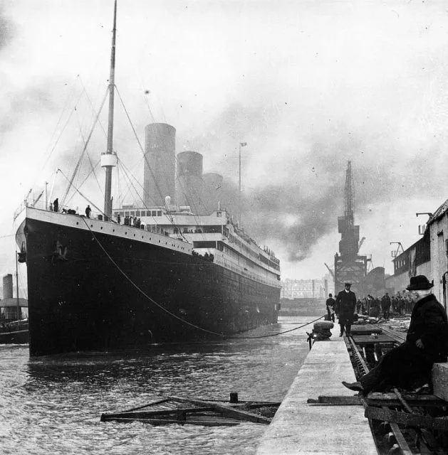 con tau titanic - elle man - 2