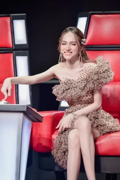 ELLE STyle Awards ELLE Man Hương Giang ở The Voice Kids
