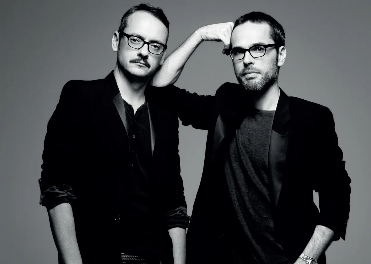Chiến lược kinh doanh thời trang của Viktor & Rolf Chiến lược kinh doanh thời trang của Viktor & Rolf