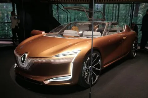 xe hoi dien renault - elle man 3