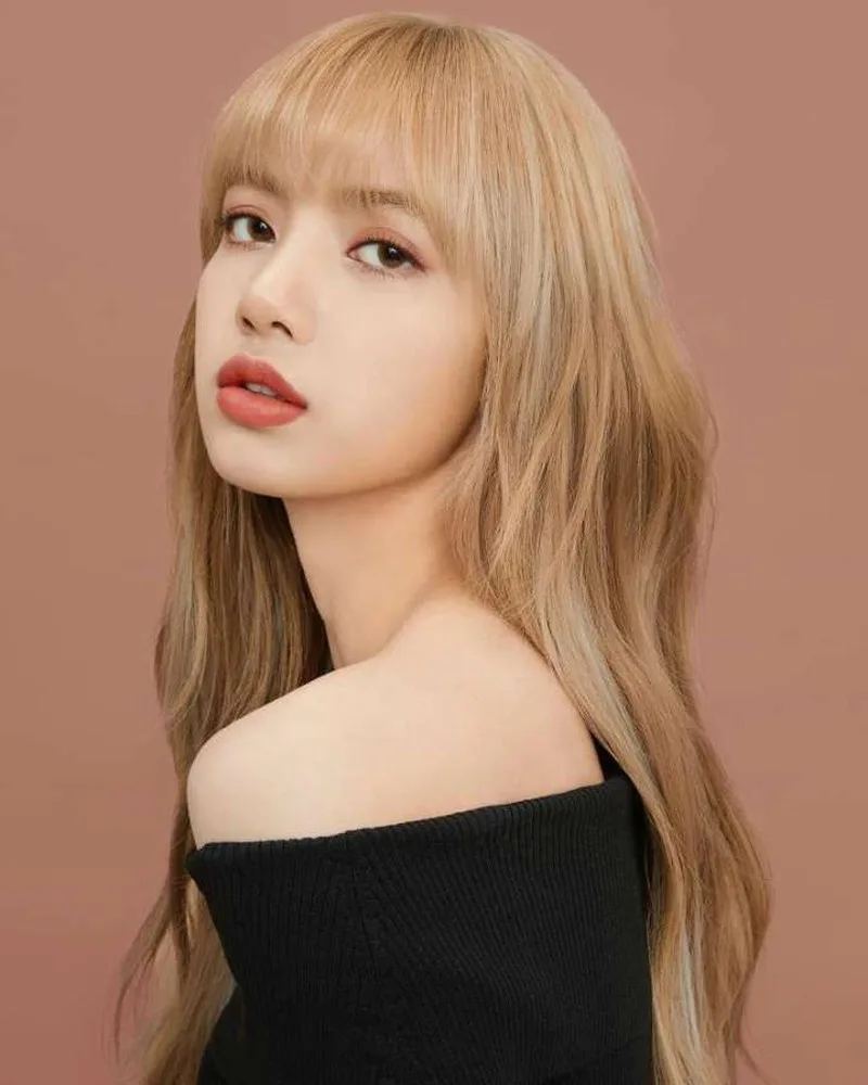nữ ca sỹ lisa blackpink