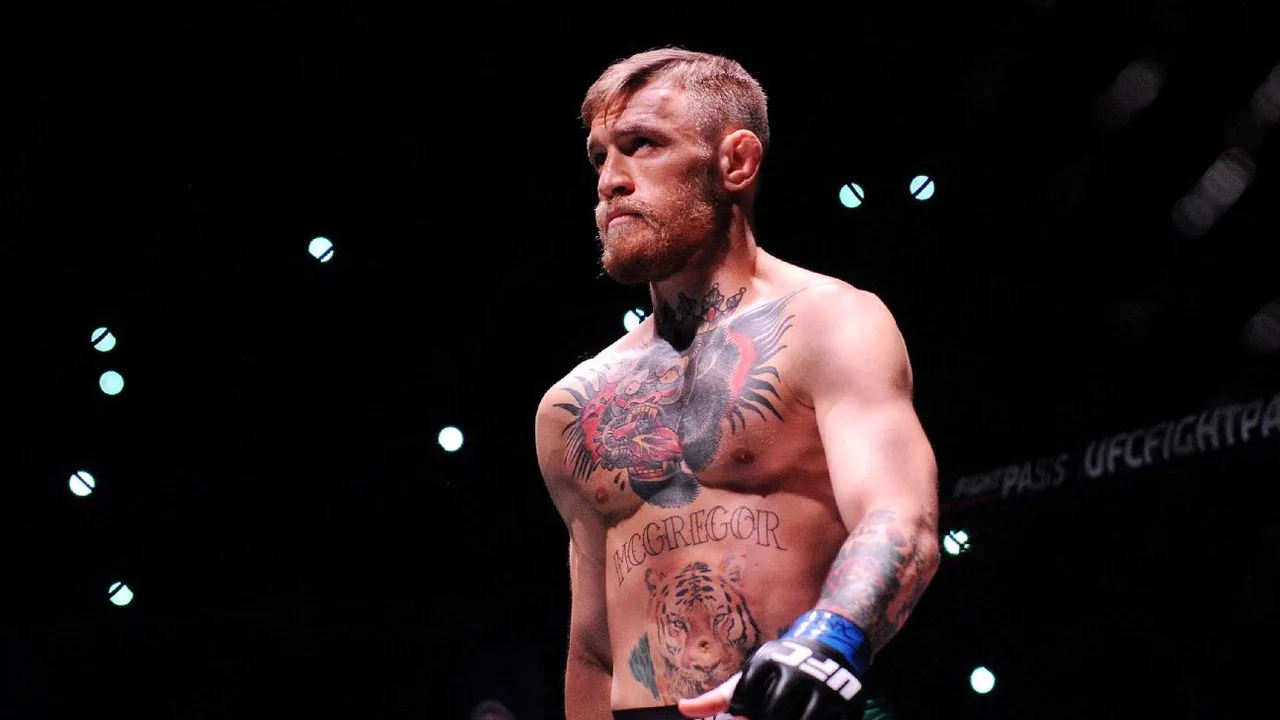 van dong vien Conor McGregor - elle man