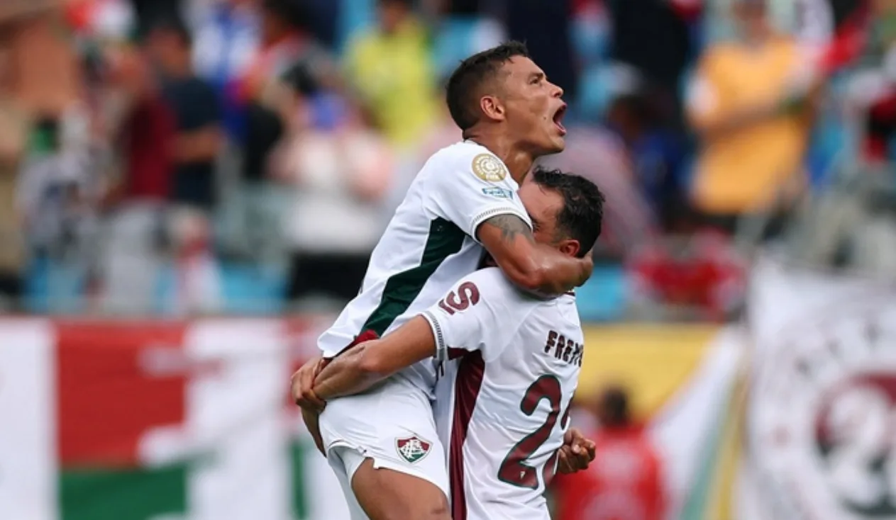 Inter Milan đấu với fluminense