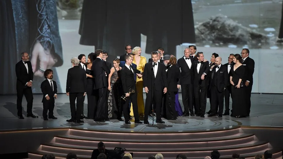 giai emmy 2018 2 elle man