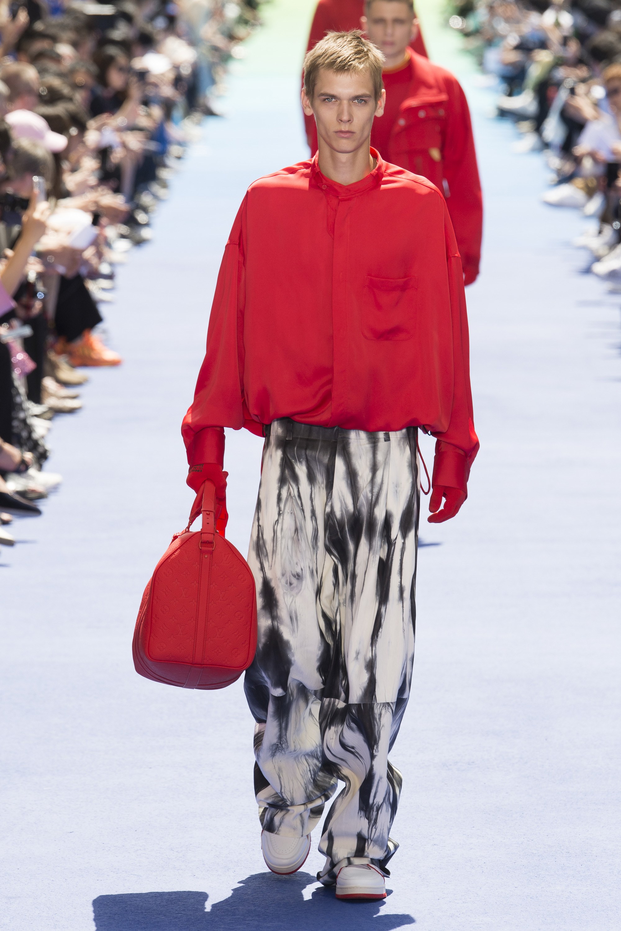 virgil abloh elle man qgqw