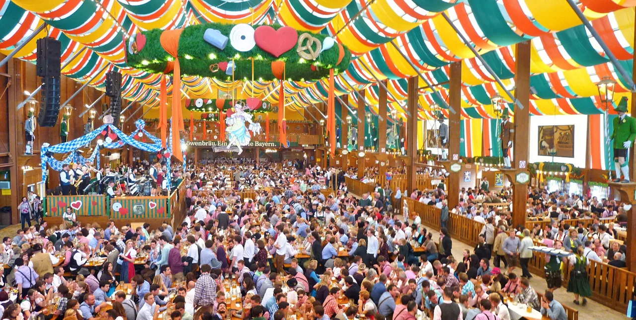 Quang cảnh tại Oktoberfest 2018. Ảnh: wombat's Hostels