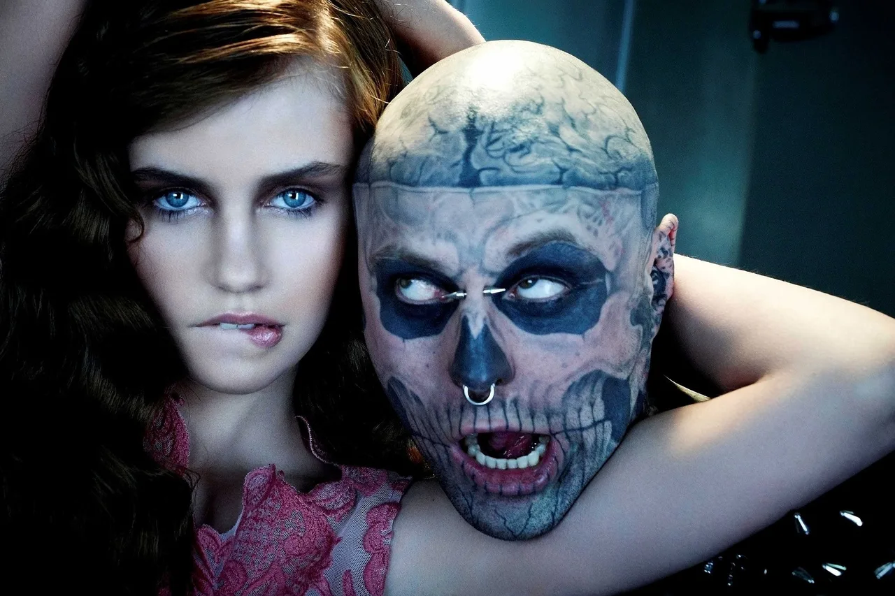 Bộ hình chàng mẫu Rick Genest chụp chung với thí sinh Next top Đức 2013. Ảnh: Pinterest