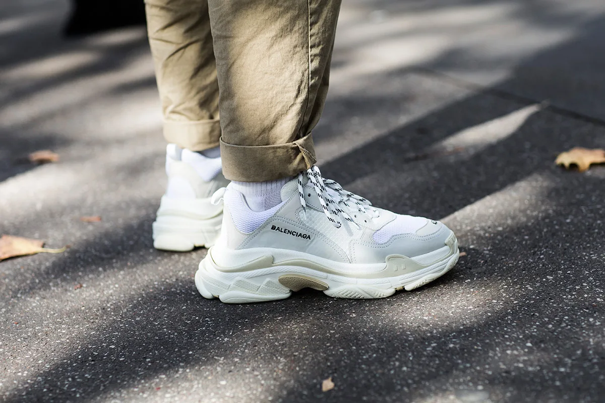 giay the thao - balenciaga triple s - elle man 4