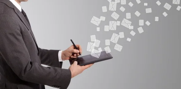 làm chủ email