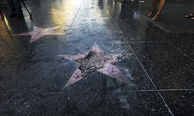 dai lo danh vong donald trump - elle man 2