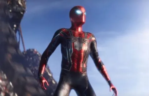 cau hoi trong phim avengers infinity war - elle man 3