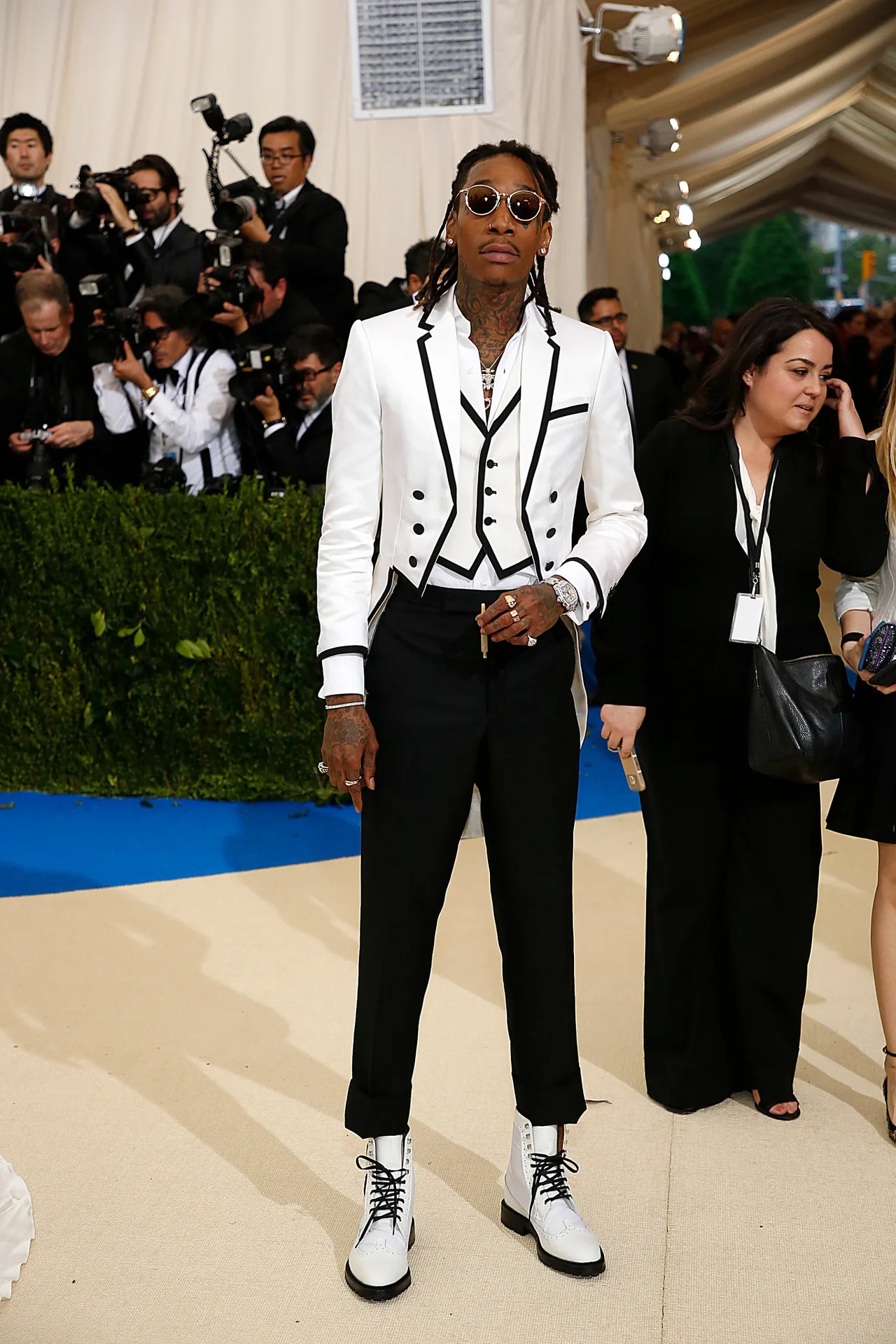 phong cach thoi trang met gala - wiz khalifa - elle man