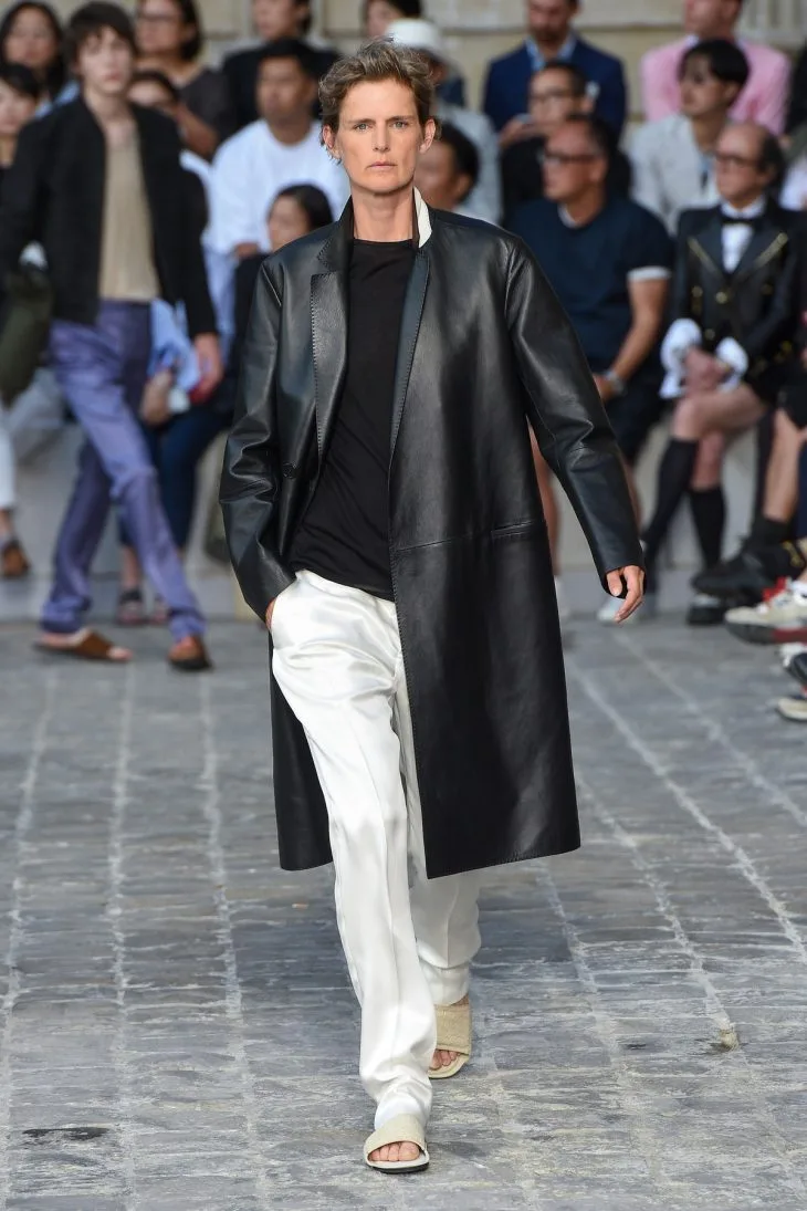 10 bộ sưu tập hàng đầu dành cho nam trong Tuần lễ thời trang 2018 berluti_look_26_menswear_spring_2018