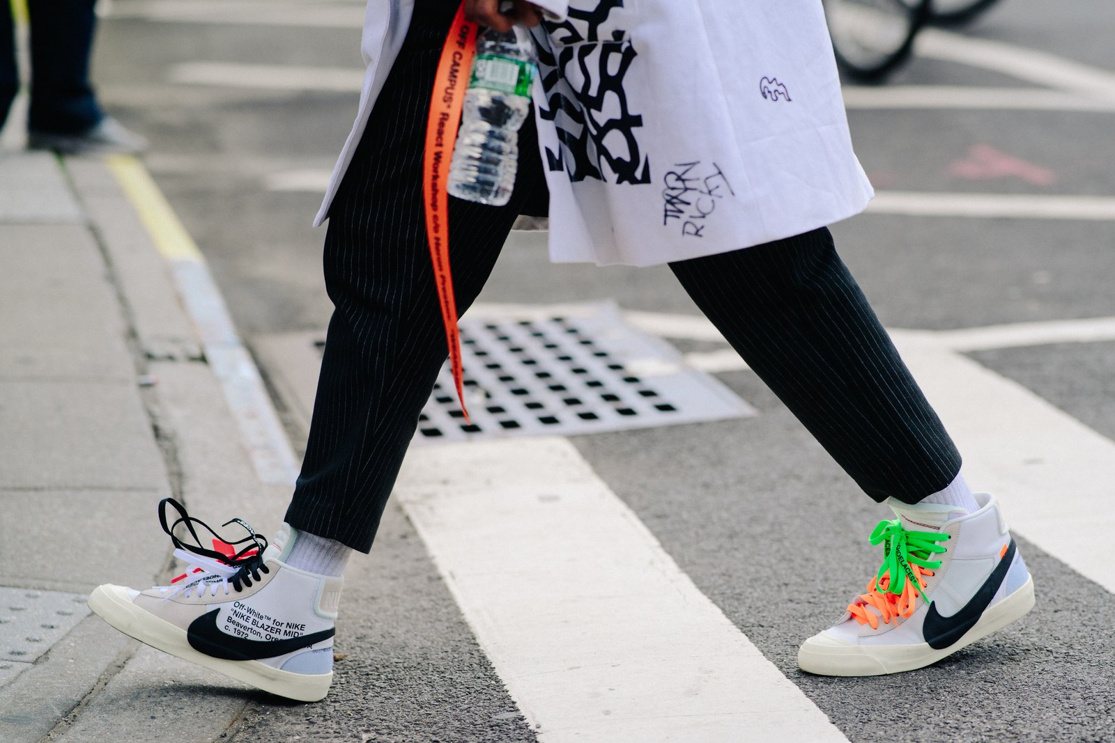Street style nam nổi bần bật tại tuần lễ thời trang nữ New York, Xuân –Hè 2017-1821