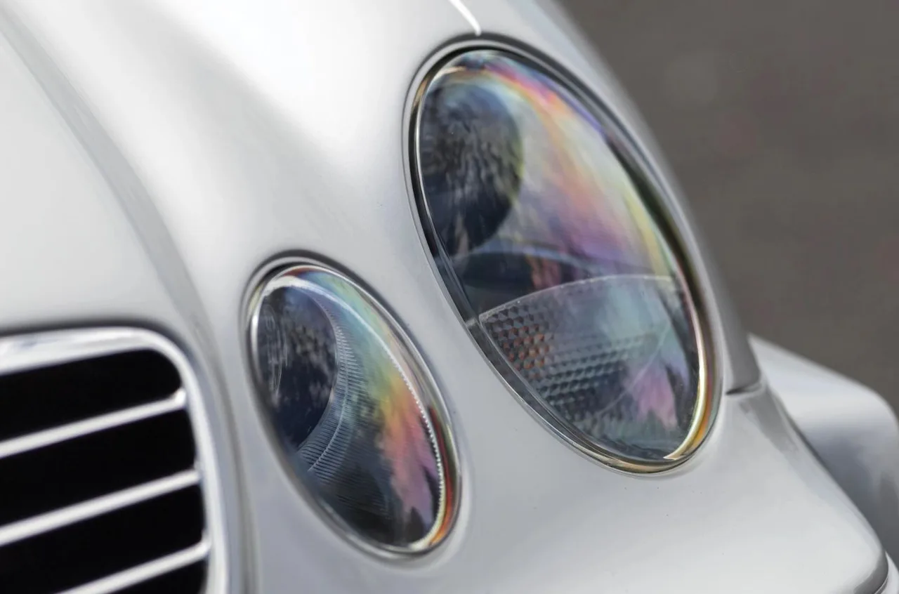 xe mercedes benz - elle man 1