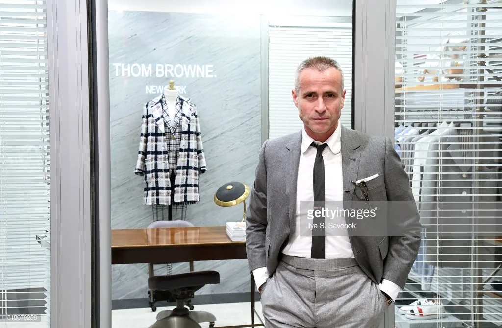 Nhà thiết kế Thom Browne vẫn sẽ điều hành thương hiệu mang tên mình với tư cách giám đốc sáng tạo cùng với Giám đốc điều hành Rodrigo Bazan. (Ảnh: Getty Images)