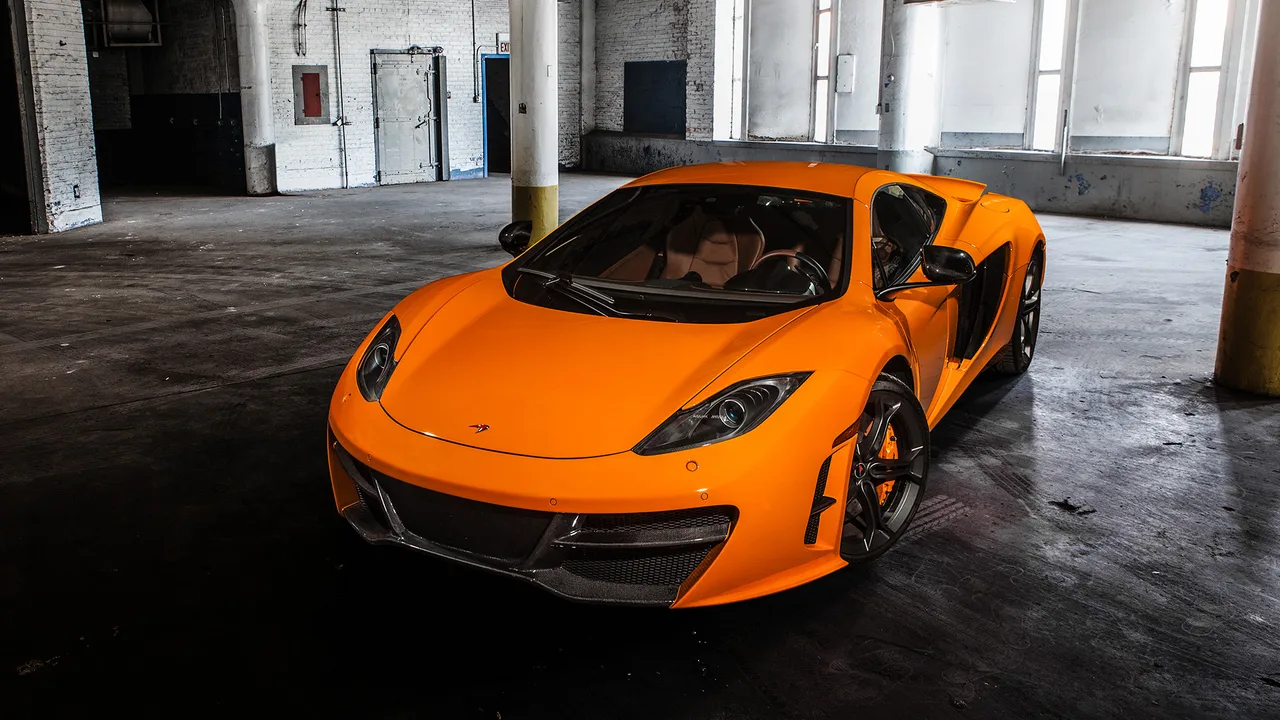 thi truong xe hoi MCLAREN MP4-12C - elle man 1