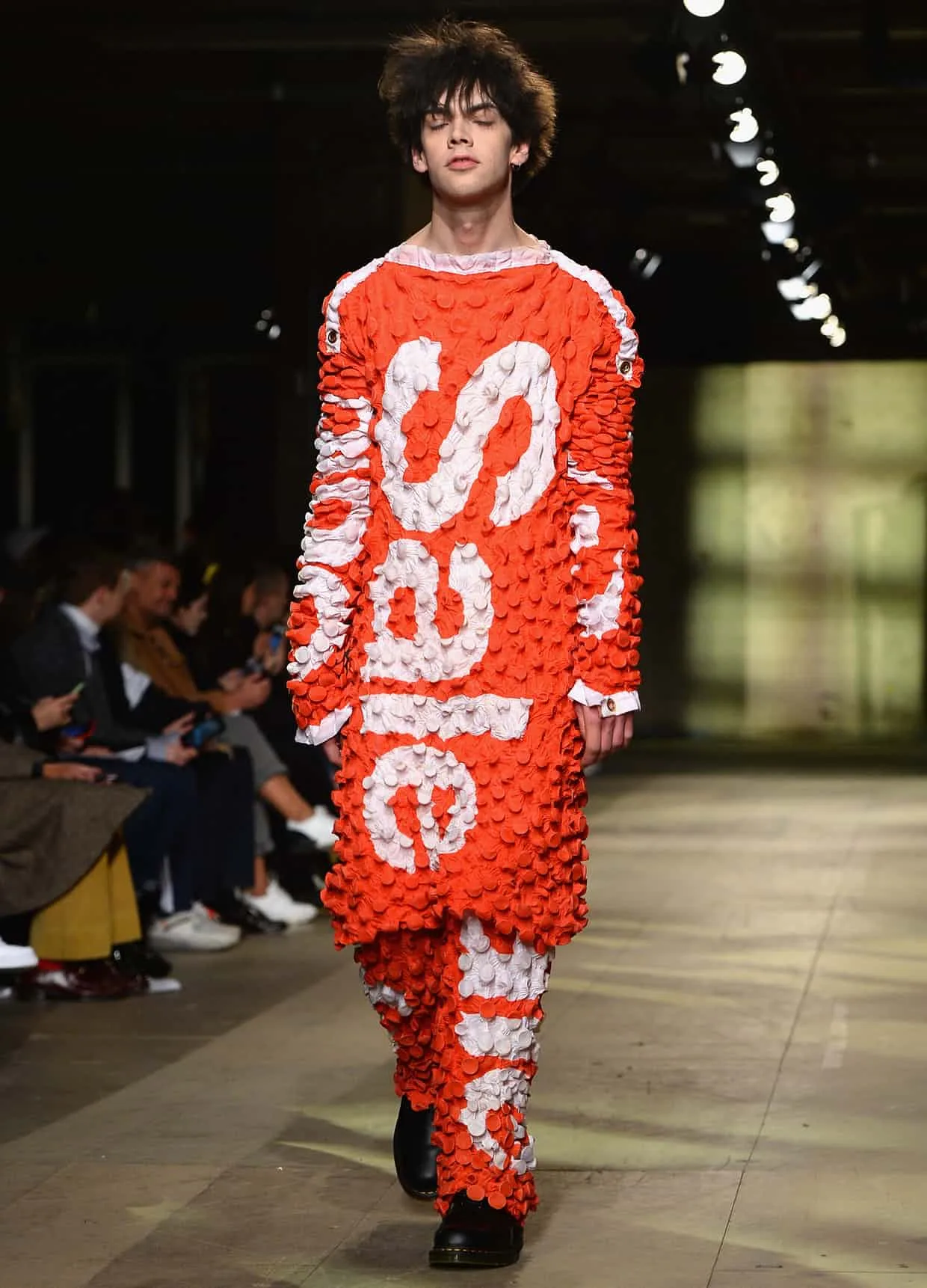 david-beckham-mang-thuong-hieu-den-voi-tuan-le-thoi-trang-london-nam4-elleman