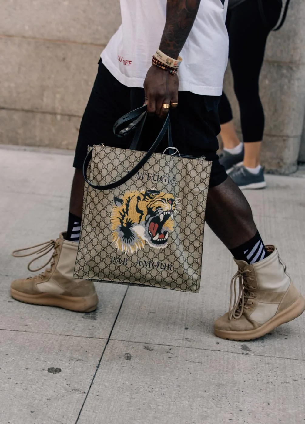 thoi trang duong pho new york - elle man 13
