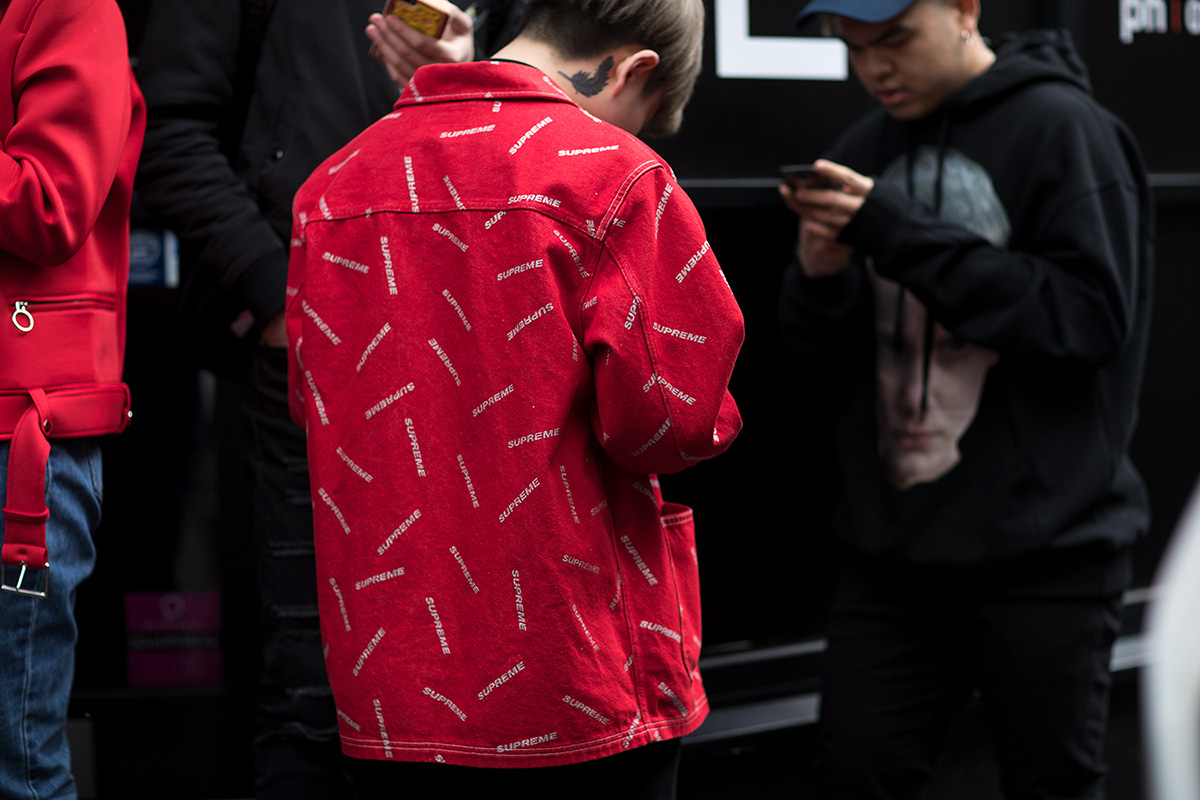 Supreme x COMME des GARÇONS - elleman