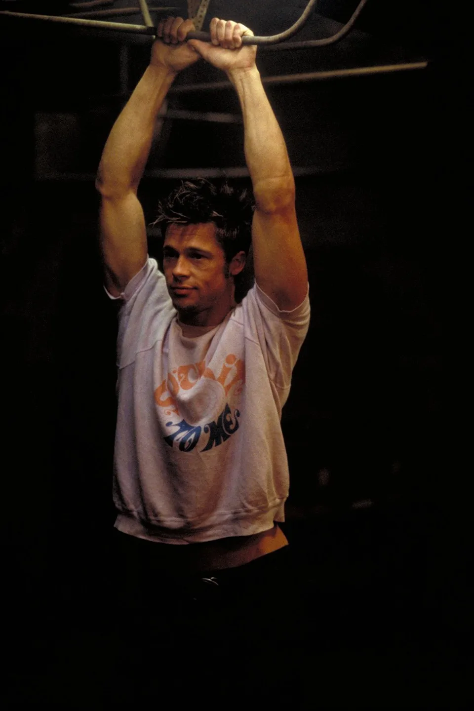 Tập thể hình như Brad Pitt 7