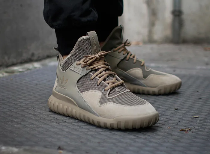 5 kieu giay the thao - basket-ball - adidas Tubular X sand color- elle man