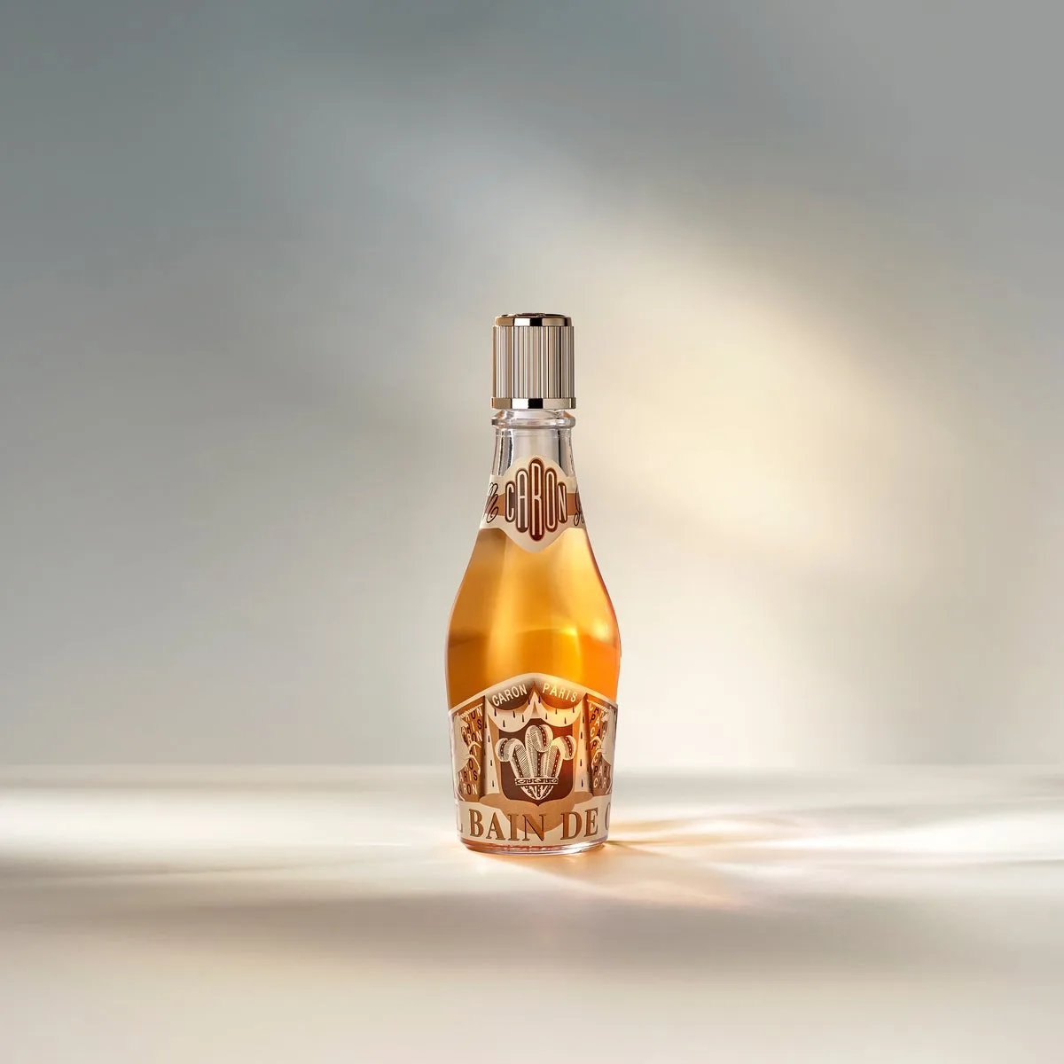 nuóc hoa valentine hương rượu champagne