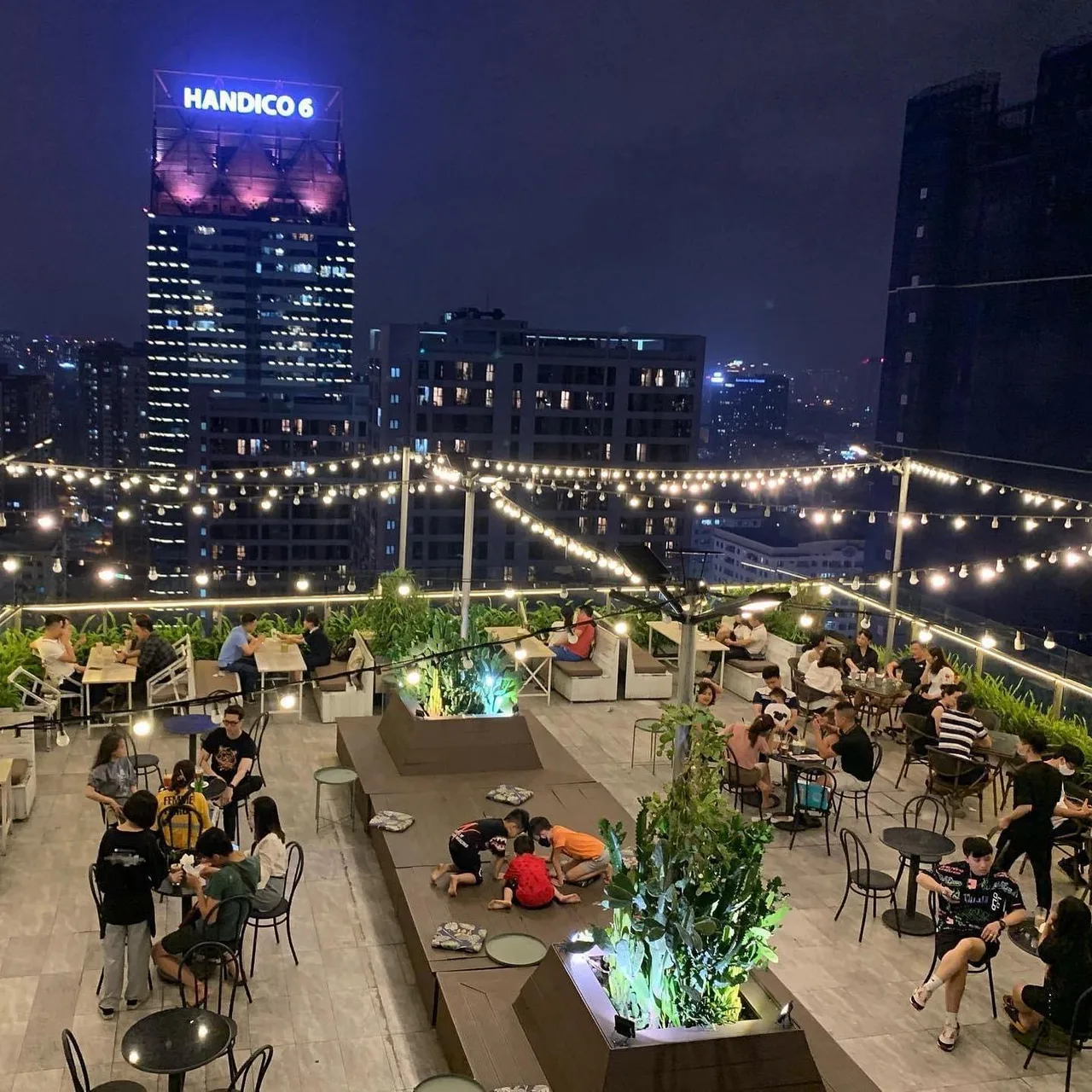 Trill Rooftop Cafe