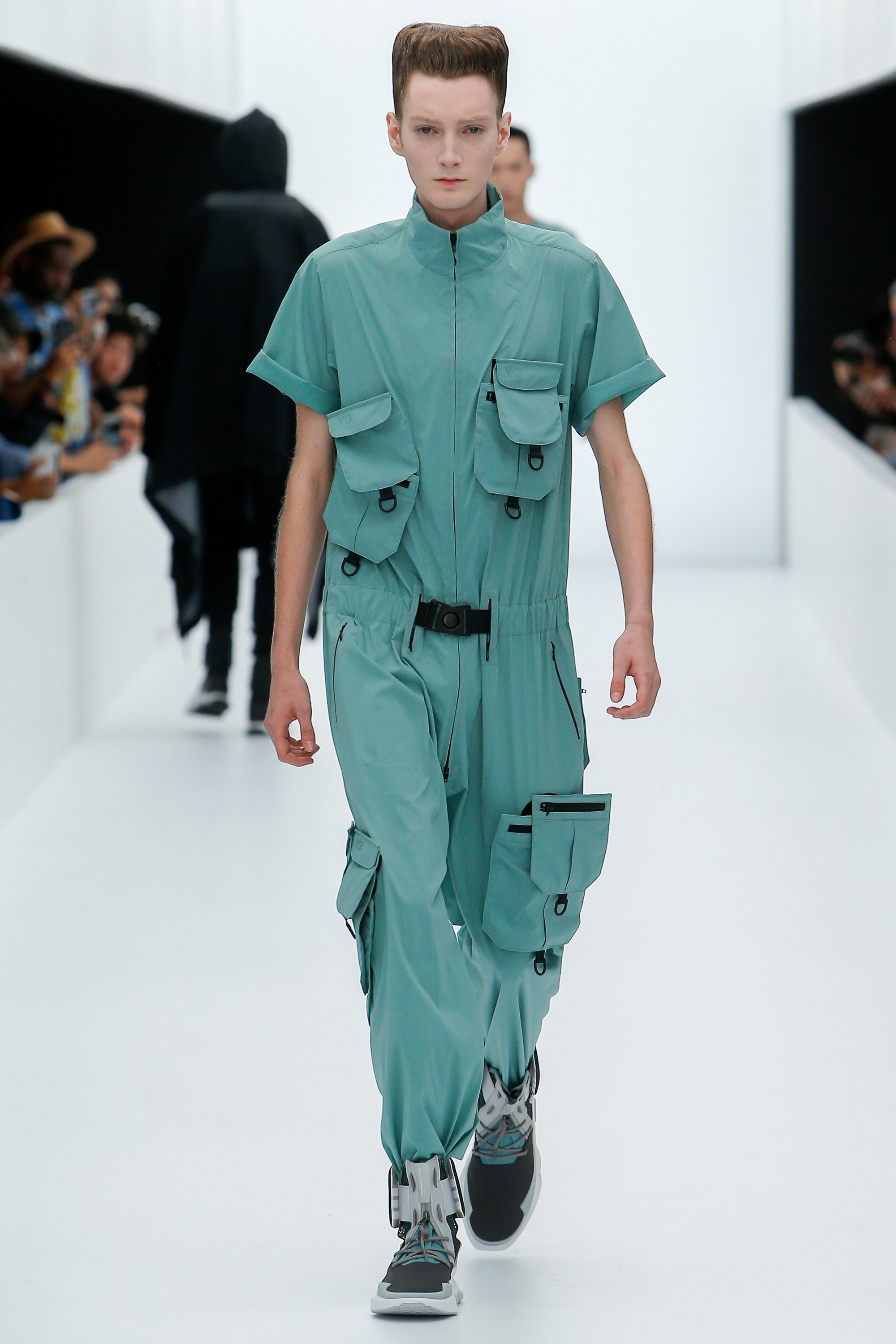 4 cái tên xây dựng nên xu hướng thời trang Urban Techwear - ELLE Manqư
